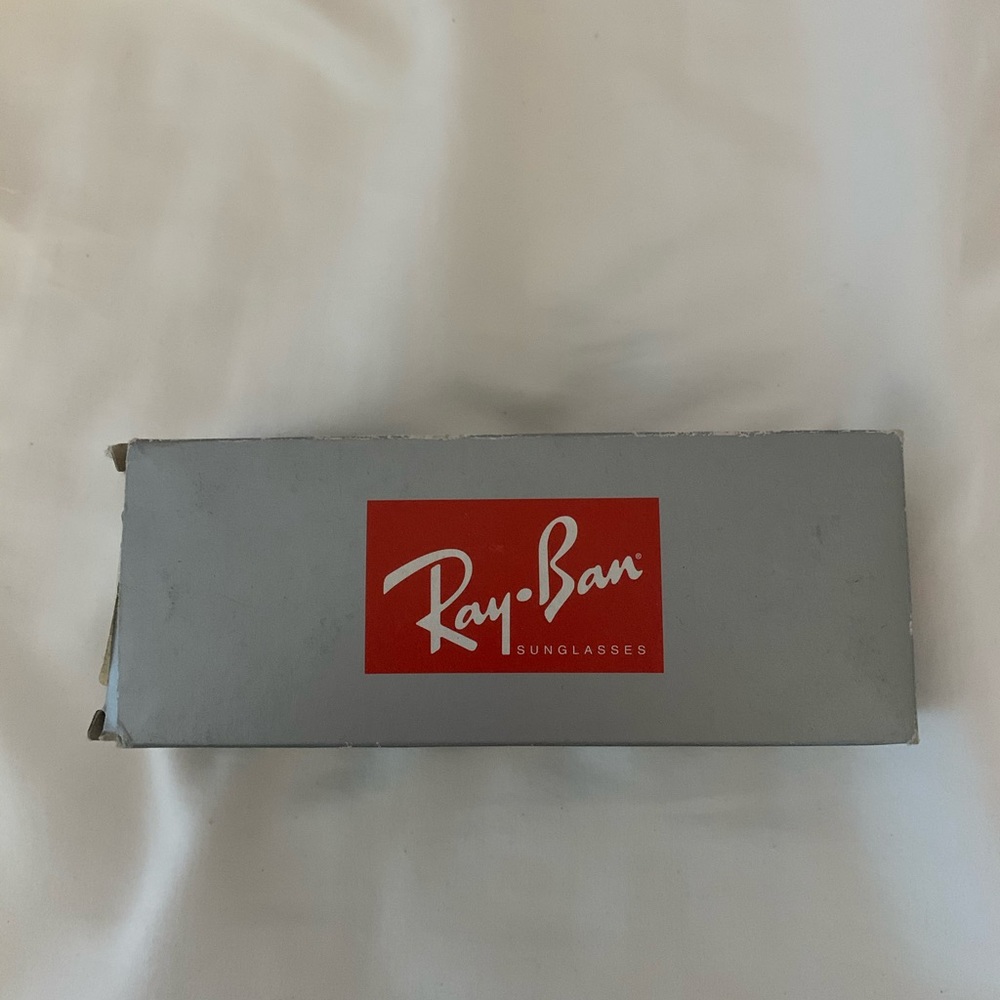Ray Bans - Picture 8 of 9
